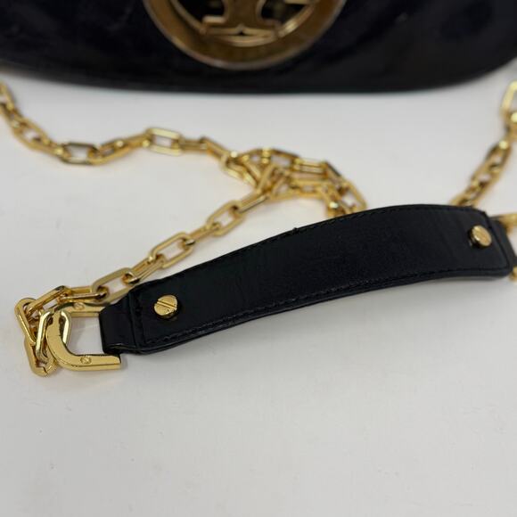 Tory Burch Reva Black Leather Shoulder Bag Gold Logo Chain Strap Dust bag GUC - Picture 6 of 10